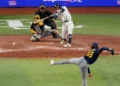 Remontada histórica de los Rays sobre los Cerveceros fuerza el quinto juego en la Serie Mundial