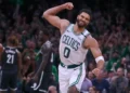 Jayson Tatum brilla con canasta agónica y da la victoria a los Celtics