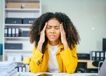 Cómo el estrés prolongado afecta tu vida a pesar de tener un alto rendimiento