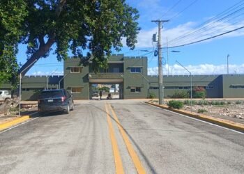 Reservas militares y policiales listas para defender la frontera ante amenaza de bandas