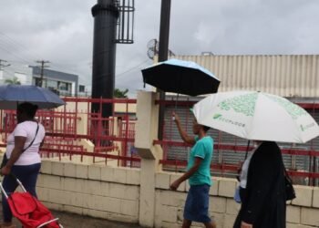 Indomet mantiene alerta verde en 11 provincias y el Distrito Nacional por vaguada