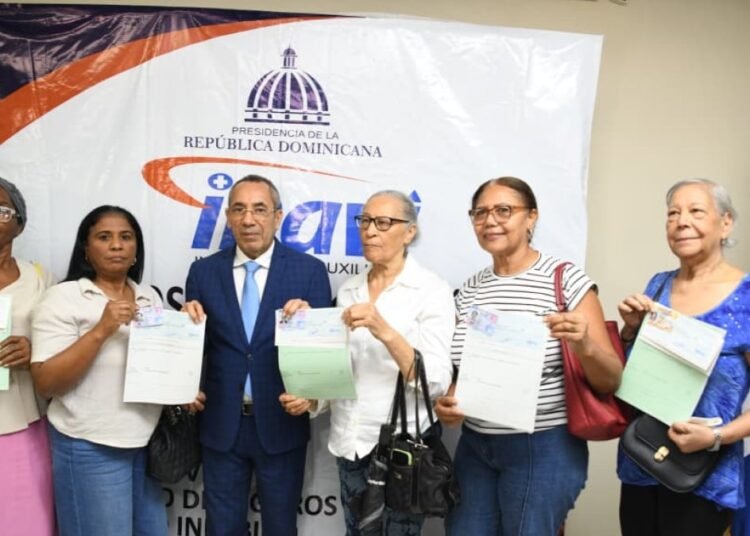 INAVI entrega más de tres millones de pesos en indemnizaciones a más de 800 ex servidores públicos