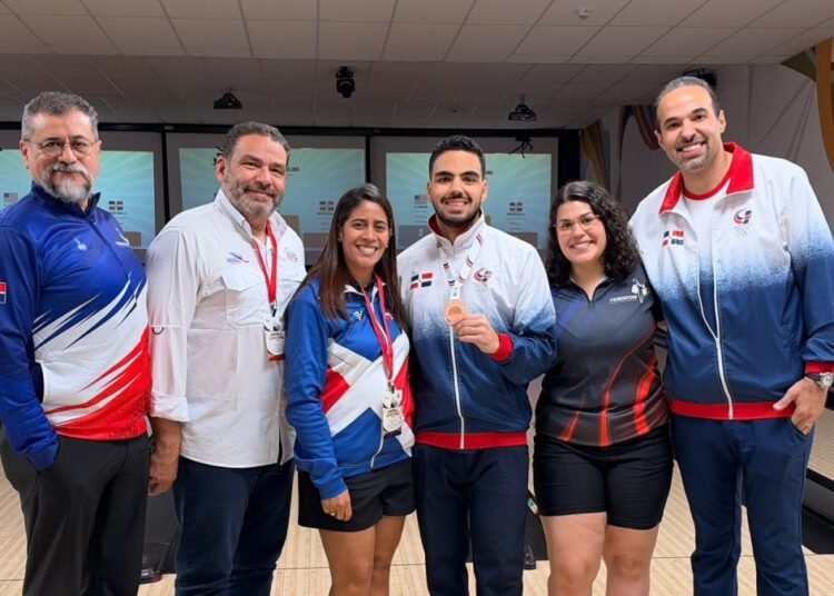 Wascar Cavallo brilla con medalla de bronce en el Panamericano de Boliche en Costa Rica