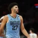 Cameron Boozer brilla con su primer triple-doble y guía a los Grizzlies a un inicio perfecto