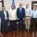 Ministro de Trabajo y dueños de bancas pactan solución a la falta de baños y seguridad social