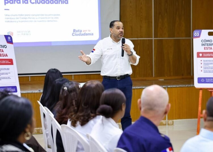 Pablo Ulloa pide confiar en las Fuerzas Armadas ante la grave crisis en Haití