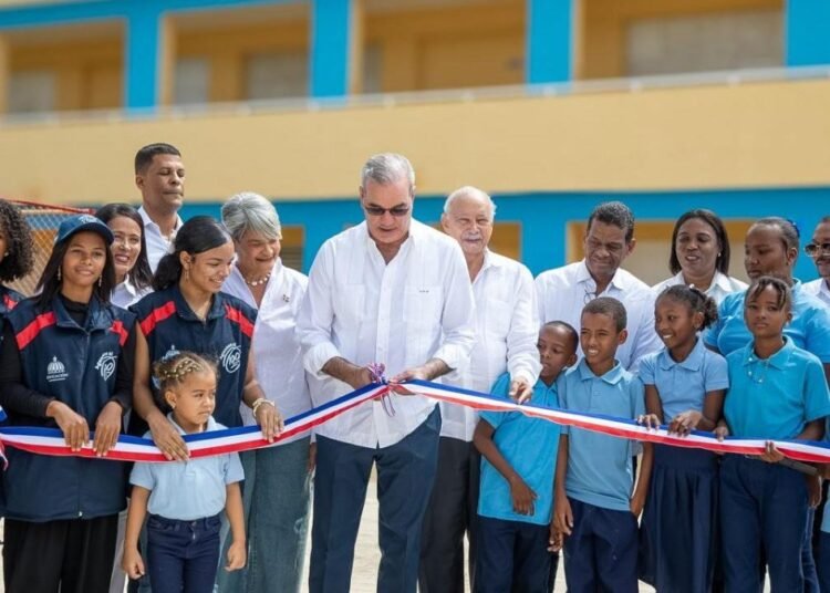 Gobierno invierte más de 192 millones en dos nuevas escuelas en San Pedro de Macorís