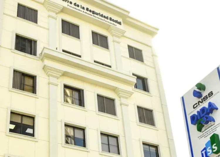 Proponen ampliar cobertura de salud mental y reducir copagos en la seguridad social