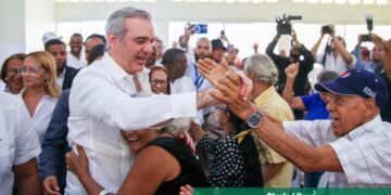 Agenda presidencial: Abinader lidera inauguraciones y programas sociales este fin de semana