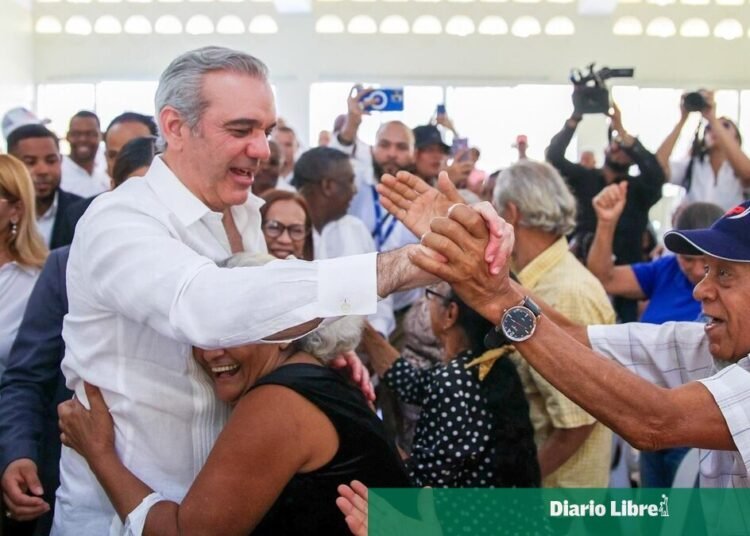 Agenda presidencial: Abinader lidera inauguraciones y programas sociales este fin de semana