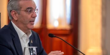 Abinader hablará sobre la crisis haitiana y el refuerzo militar en la frontera este lunes