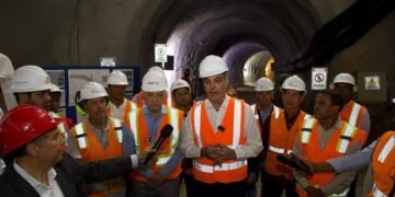 Abinader supervisa la construcción del gran túnel pluvial de la avenida Luperón para frenar inundaciones