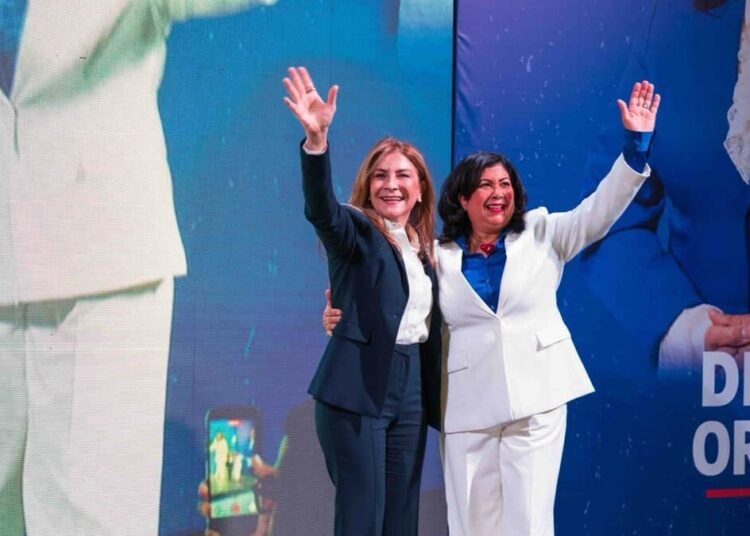 Delia Ortiz suma su equipo al proyecto presidencial de Carolina Mejía rumbo a 2028