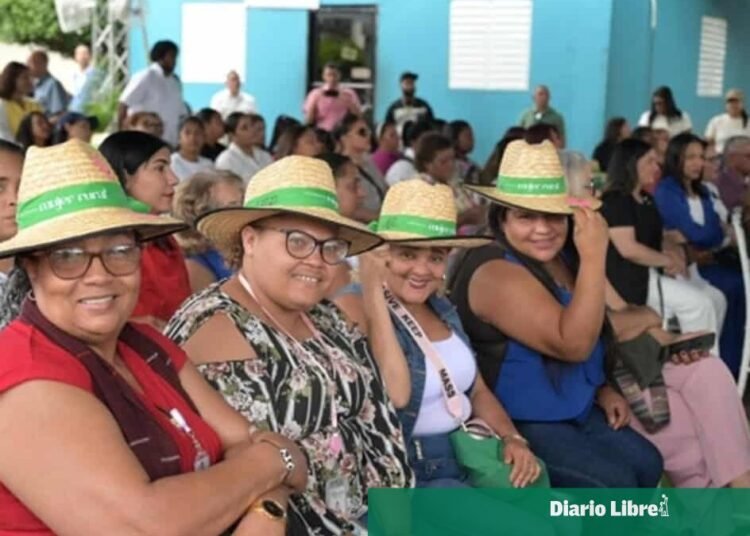 Gloria Reyes advierte que reducir la pobreza en mujeres rurales sigue siendo un gran desafío