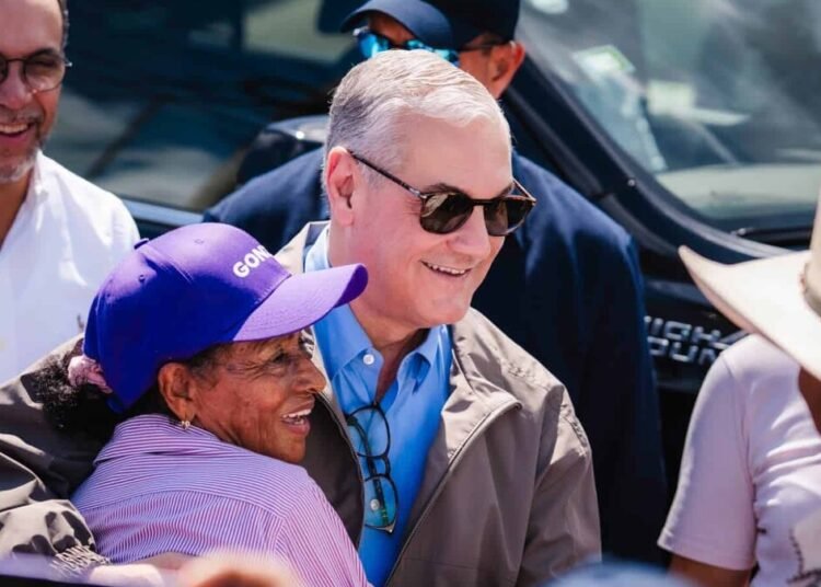 Gonzalo Castillo en Monte Plata: Menos promesas y más oportunidades para los dominicanos