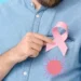 El cáncer de mama en hombres: síntomas, factores de riesgo y diagnóstico temprano
