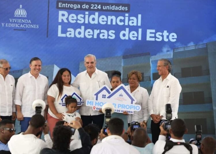 Proyecto Laderas del Este entrega 224 nuevos apartamentos en Guerra
